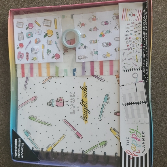 TEACHER'S ACCESSORIES - Picture 6 of 7